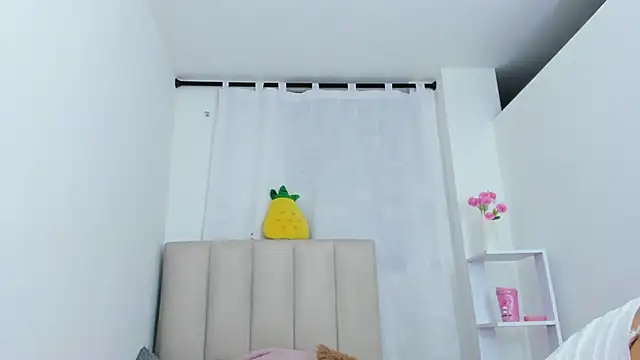 ImEmily444 online show from 15, 11, 2025