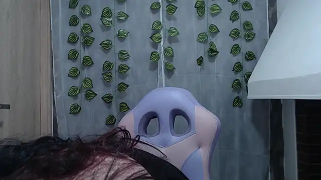 anishasanchezcm101 online show from 28, 10, 2025