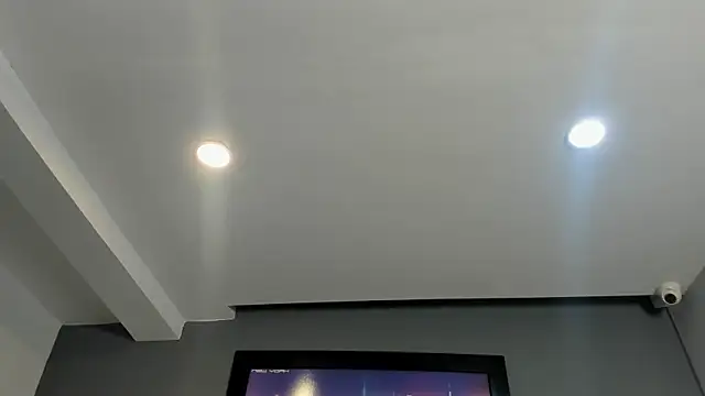 Snapshot of CharlotteCottin chatting on 9, 7, 2026 CharlotteCottin online show from 9, 7, 2026
