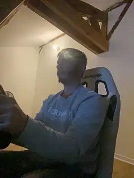 coupleamateurfun23 online show from 4, 12, 2025