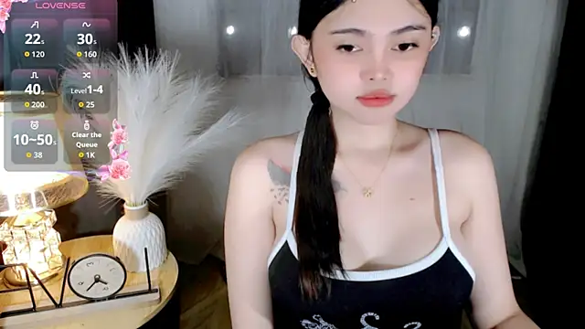 Snapshot of wildest_fantasy chatting on 7, 8, 2026 wildest fantasy online show from 7, 8, 2026