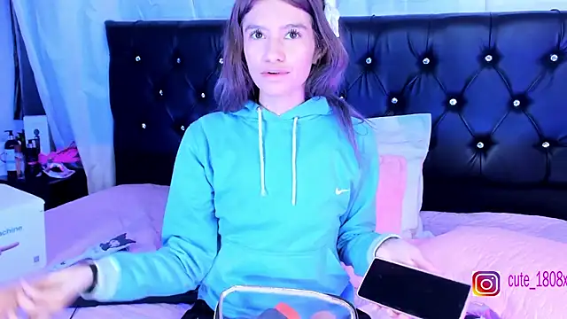 Sofiia cute  online show from 31, 10, 2025