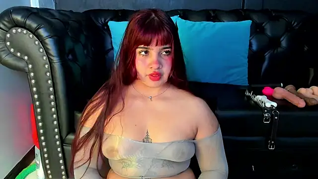 Snapshot of Zara_Snow chatting on 18, 4, 2026 Zara Snow online show from 18, 4, 2026