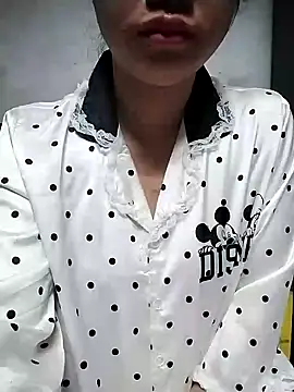 Mie rose online show from 11, 3, 2026