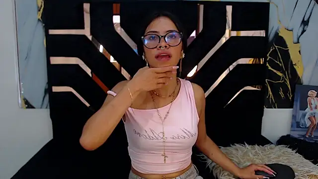Miahotcs1 online show from 31, 5, 2026