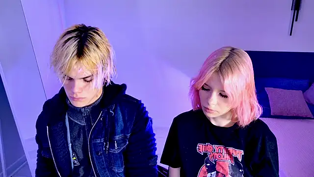 Bonnie And C1yde online show from 8, 11, 2025