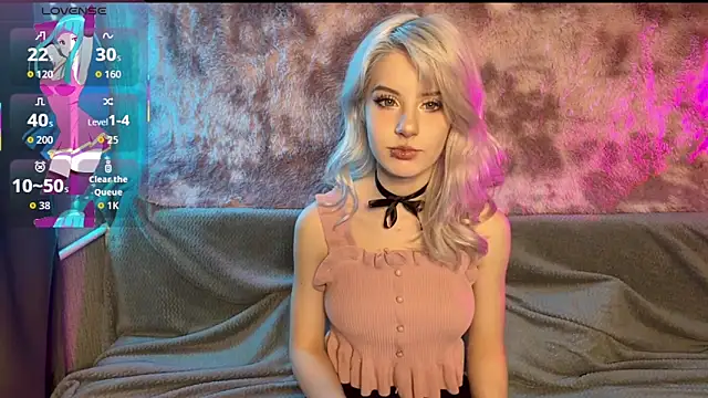 snowy lisa online show from 14, 3, 2026