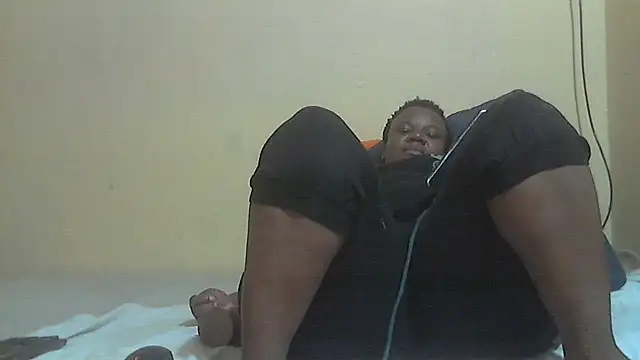 Snapshot of AnnabigpussyXO chatting on 12, 1, 2026 AnnabigpussyXO online show from 12, 1, 2026