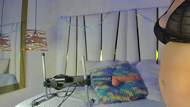 bonnie sm online show from 16, 11, 2025