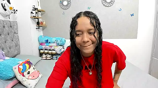 nay and aleja1 online show from 9, 10, 2025