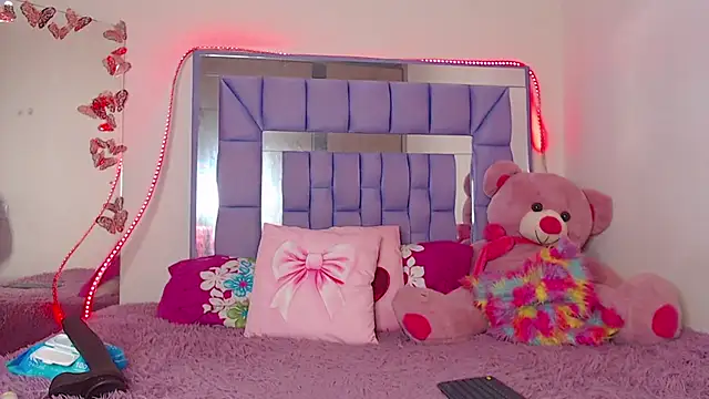 Snapshot of Icyjackson chatting on 8, 6, 2026 Icyjackson online show from 8, 6, 2026