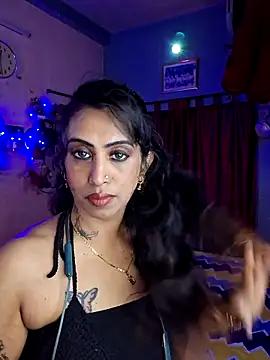 Snapshot of Love_Beauty01 chatting on 31, 3, 2026 Love Beauty01 online show from 31, 3, 2026