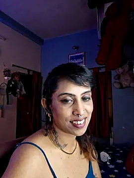 Snapshot of Love_Beauty01 chatting on 27, 4, 2026 Love Beauty01 online show from 27, 4, 2026