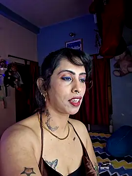 Snapshot of Love_Beauty01 chatting on 6, 5, 2026 Love Beauty01 online show from 6, 5, 2026