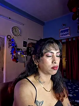 Snapshot of Love_Beauty01 chatting on 23, 5, 2026 Love Beauty01 online show from 23, 5, 2026
