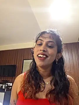 Snapshot of Love_Beauty01 chatting on 10, 6, 2026 Love Beauty01 online show from 10, 6, 2026