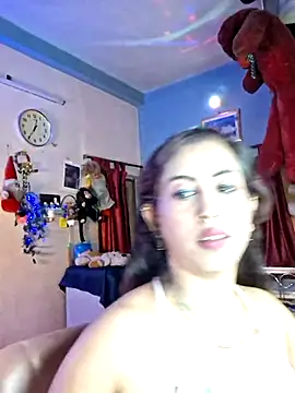 Snapshot of Love_Beauty01 chatting on 25, 6, 2026 Love Beauty01 online show from 25, 6, 2026