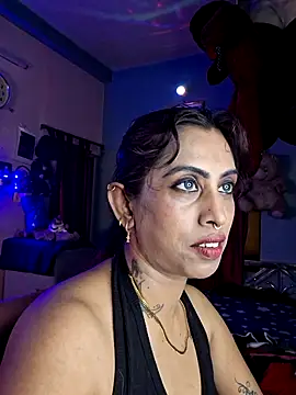 Snapshot of Love_Beauty01 chatting on 5, 7, 2026 Love Beauty01 online show from 5, 7, 2026