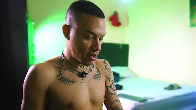 AlphaMasterXxx online show from 7, 2, 2026