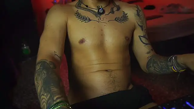 AlphaMasterXxx online show from 13, 2, 2026