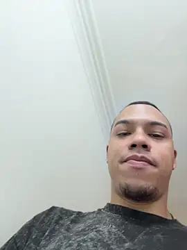 Snapshot of AlphaMasterXxx chatting on 13, 4, 2026 AlphaMasterXxx online show from 13, 4, 2026