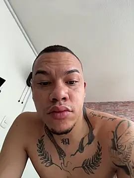 Snapshot of AlphaMasterXxx chatting on 24, 4, 2026 AlphaMasterXxx online show from 24, 4, 2026