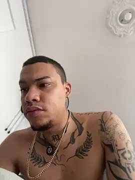 Snapshot of AlphaMasterXxx chatting on 27, 5, 2026 AlphaMasterXxx online show from 27, 5, 2026