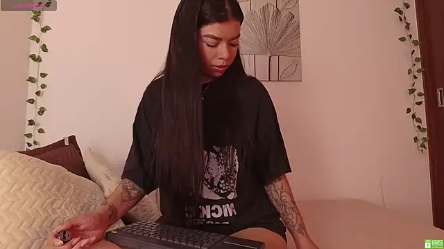 swt helen online show from 15, 4, 2026