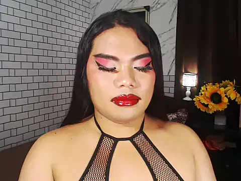 Snapshot of TSbrianaHugeCock chatting on 27, 9, 2025 TSbrianaHugeCock online show from 27, 9, 2025