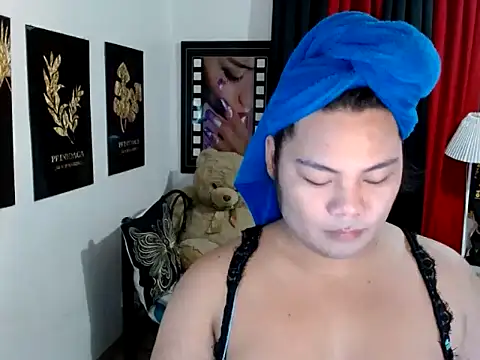 Snapshot of TSbrianaHugeCock chatting on 24, 4, 2026 TSbrianaHugeCock online show from 24, 4, 2026