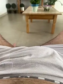 Novinho16cmz online show from 24, 10, 2025