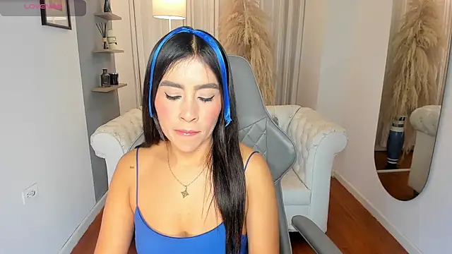 Natalia Leon8 online show from 13, 1, 2026