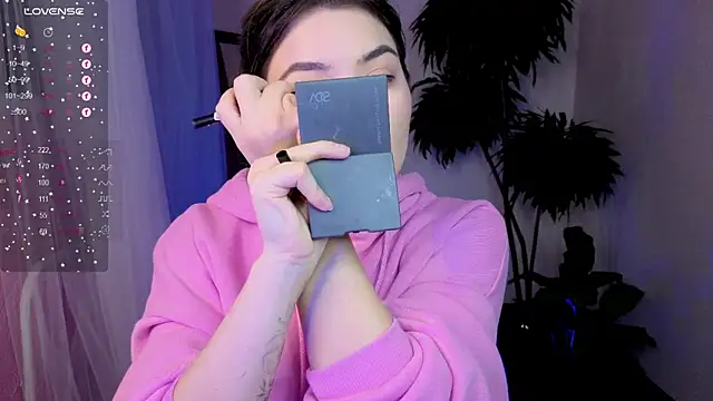 Dark Moni online show from 9, 11, 2025