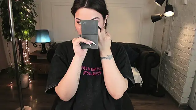 Snapshot of Dark_Moni chatting on 7, 2, 2026 Dark Moni online show from 7, 2, 2026