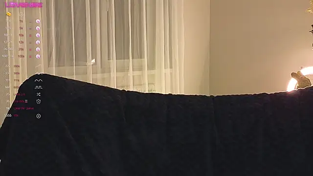 NyxaThorn online show from 27, 10, 2025