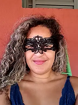 RaphinhaSanches online show from 13, 11, 2025