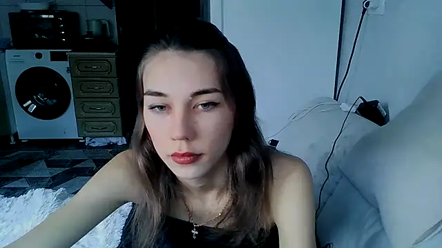 Crazy Empresis online show from 9, 9, 2025