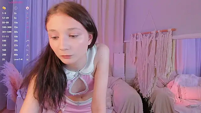 MilliMouse online show from 10, 9, 2025