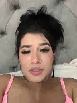 Aliciawhitee online show from 26, 10, 2025