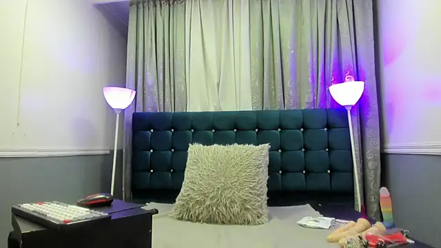 Snapshot of Oriana_Jhonson chatting on 15, 7, 2026 Oriana Jhonson online show from 15, 7, 2026