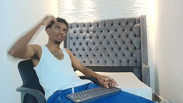 Snapshot of nero_reyd chatting on 27, 6, 2026 nero reyd online show from 27, 6, 2026