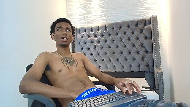Snapshot of nero_reyd chatting on 30, 6, 2026 nero reyd online show from 30, 6, 2026