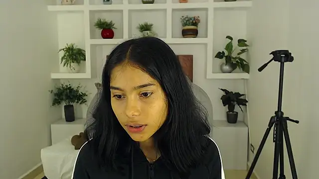 Snapshot of Milaa_Star_ chatting on 7, 2, 2026 Milaa Star online show from 7, 2, 2026