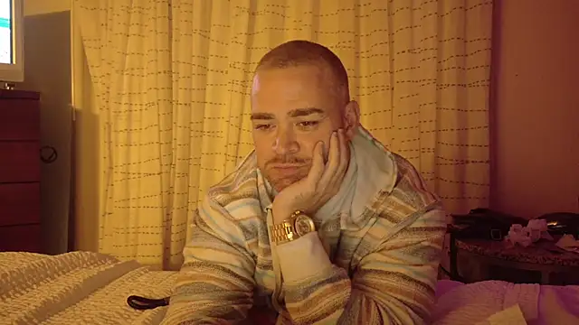 Snapshot of Dallasbest214 chatting on 27, 11, 2025 Dallasbest214 online show from 27, 11, 2025