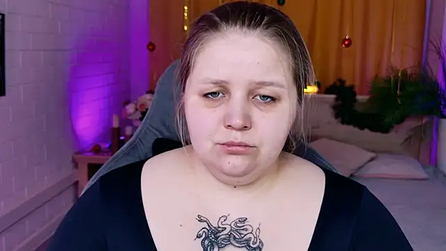 Snapshot of SladaDell chatting on 14, 1, 2026 SladaDell online show from 14, 1, 2026