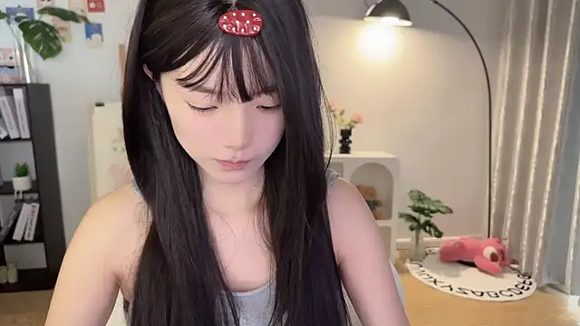 Momo-xx online show from 2, 10, 2025