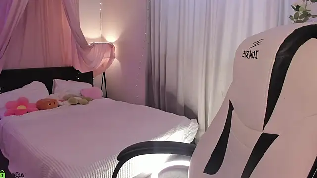Aria Mila online show from 28, 5, 2026