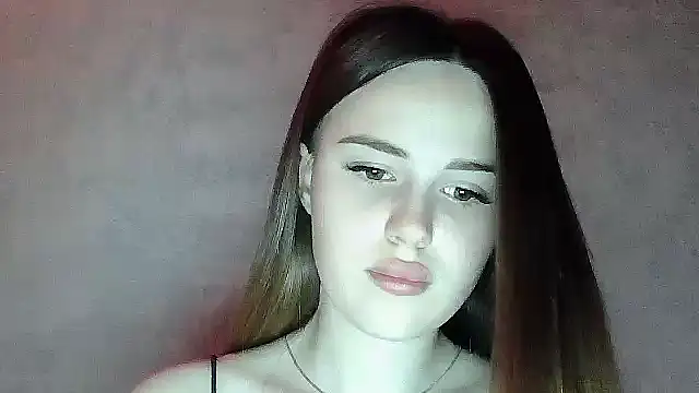 Snapshot of SweetLoraa chatting on 26, 5, 2026 SweetLoraa online show from 26, 5, 2026