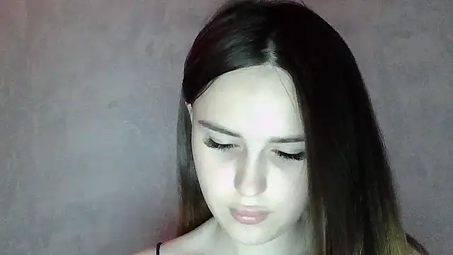 Snapshot of SweetLoraa chatting on 12, 7, 2026 SweetLoraa online show from 12, 7, 2026