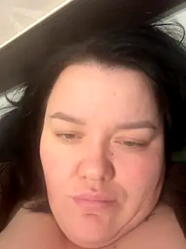 SunnyLeila2101 online show from 4, 11, 2025